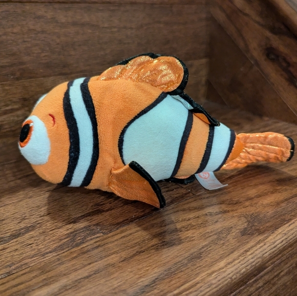 Disney Finding Nemo Sparkle Nemo Clown Fish Plush & Finding Dory Mug - Picture 8 of 12